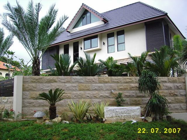 544 Changi Road